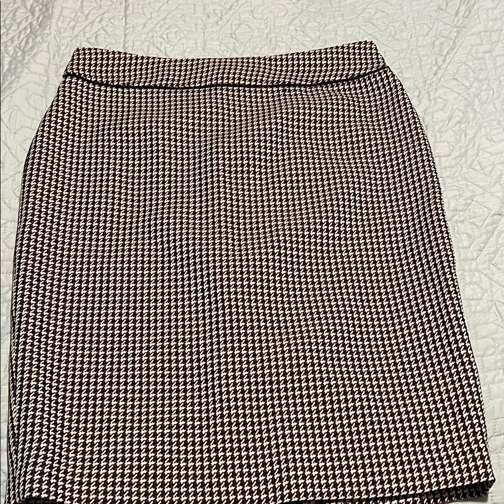 Black Label Monochrome Houndstooth Pencil Skirt